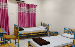 Room Tour 7